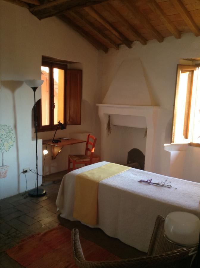 Casa Fontana Tuscany B&B Barga Bagian luar foto
