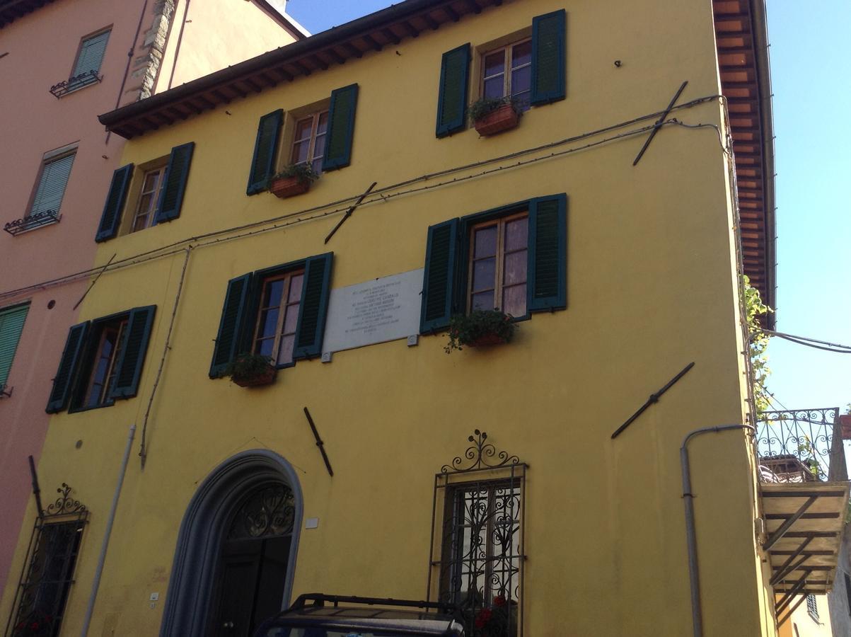 Casa Fontana Tuscany B&B Barga Bagian luar foto