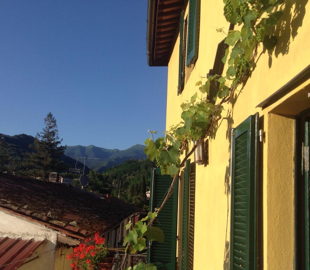 Casa Fontana Tuscany B&B Barga Bagian luar foto